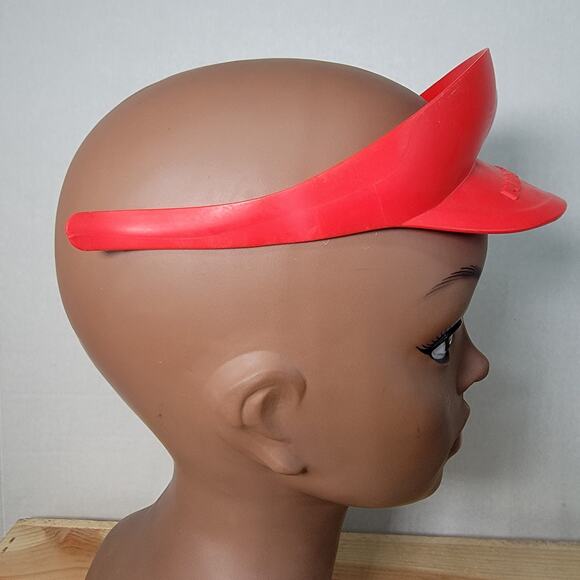 Mario Kart Kids Red Mario Small Plastic Visor - Picture 3 of 6